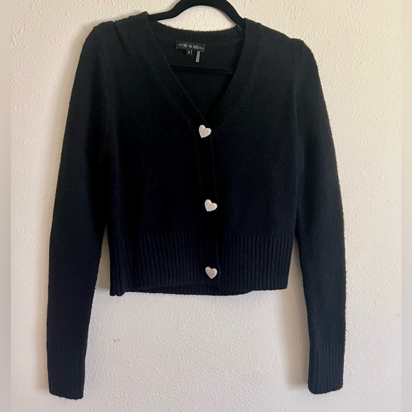 Black sweater with heart buttons - Picture 1 of 4